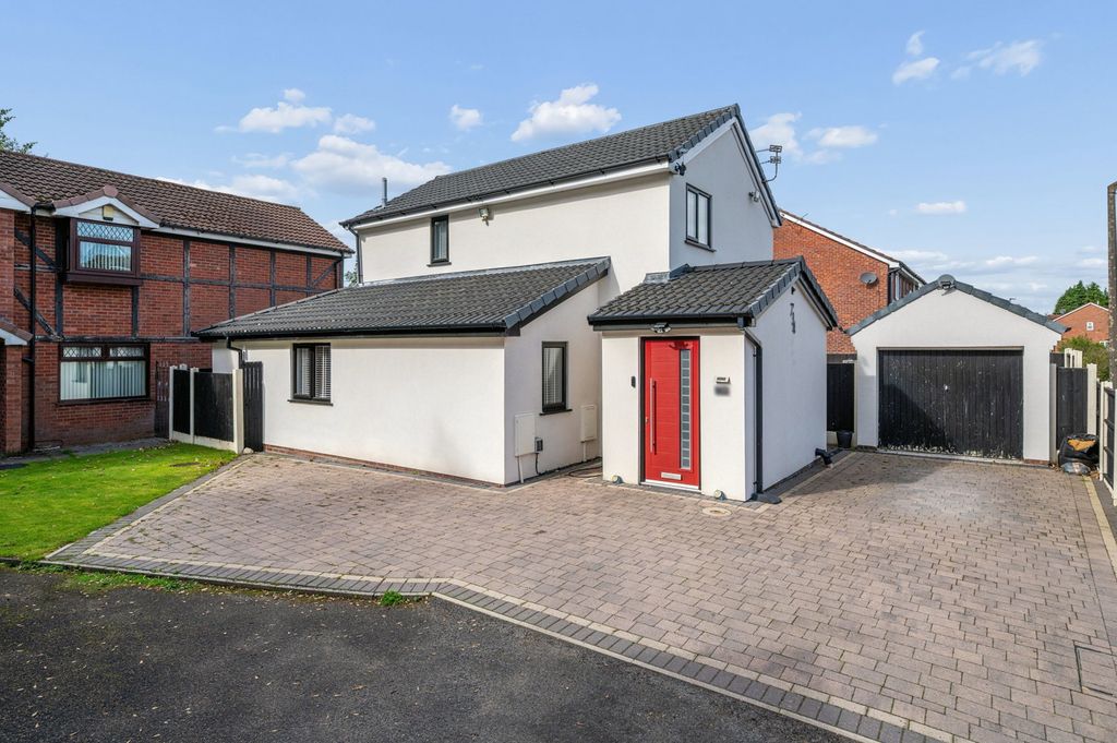Property photo 1 of 30