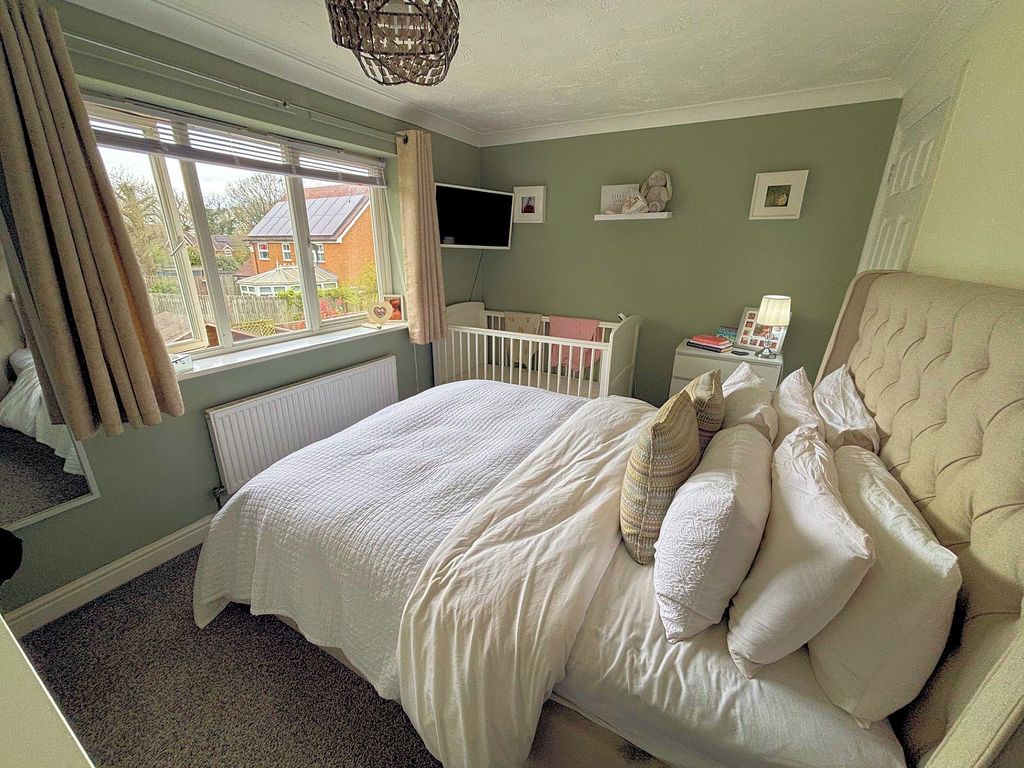 Property photo 3 of 6 Photo 1