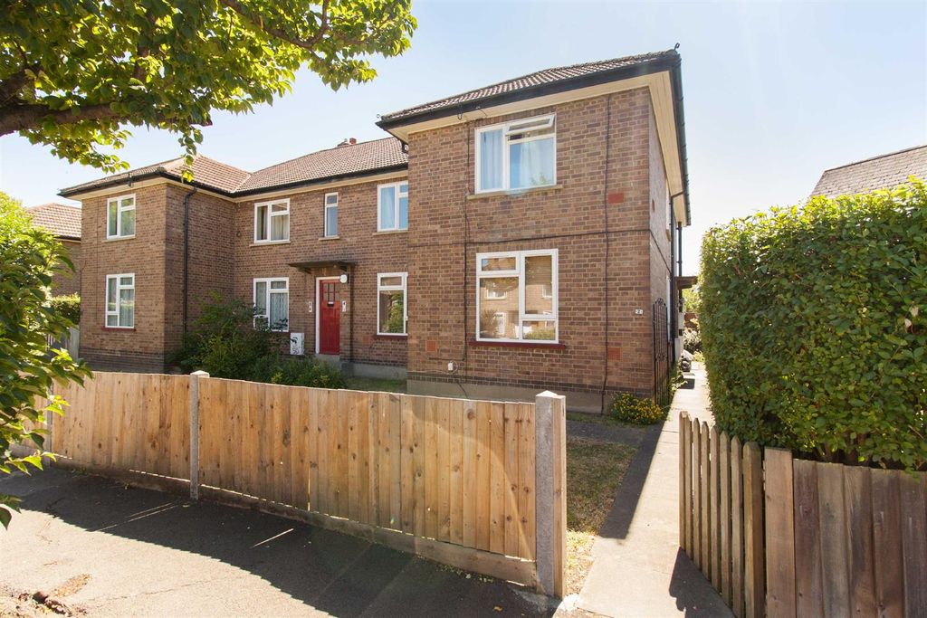 Property photo 1 of 6