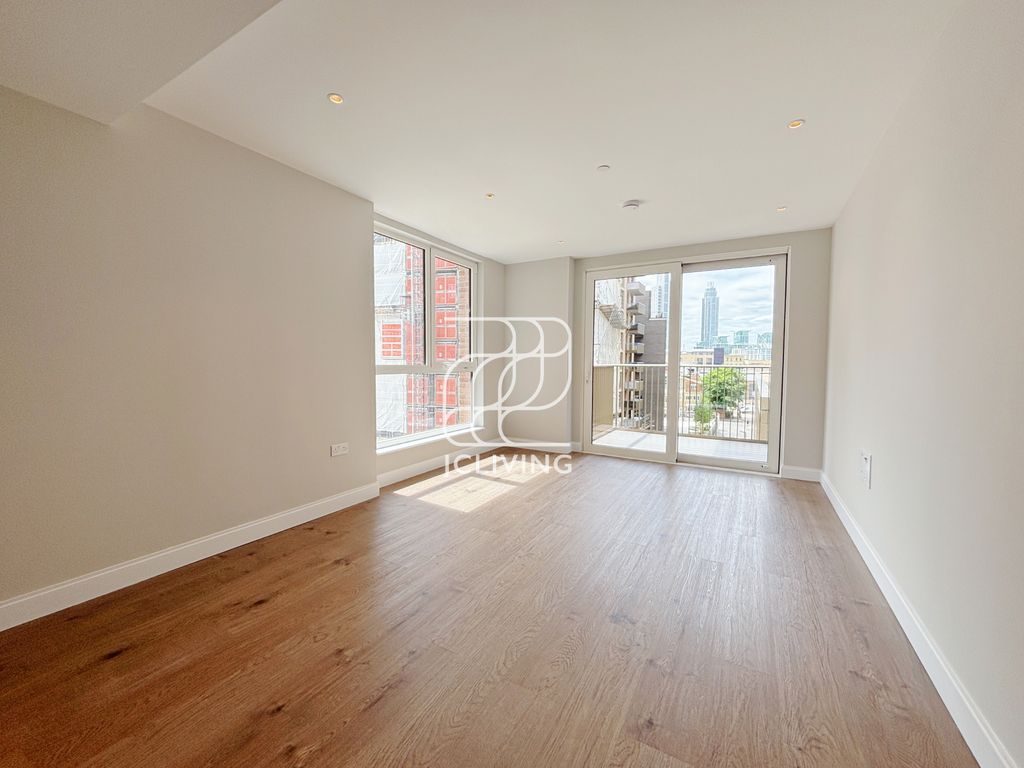 Property photo 2 of 10 Gallery