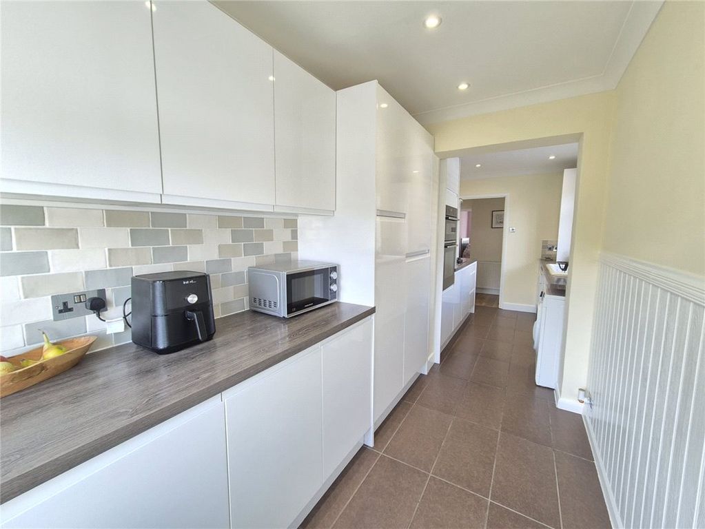 Property photo 2 of 20 Picture No. 38