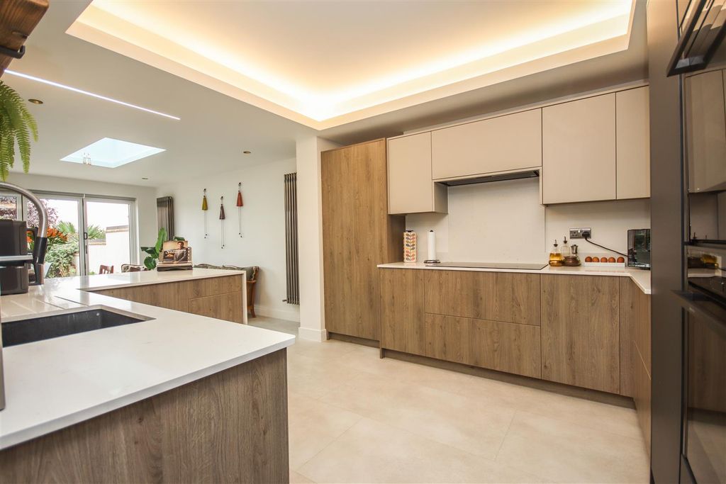 Property photo 2 of 24 Img_0052.Jpg