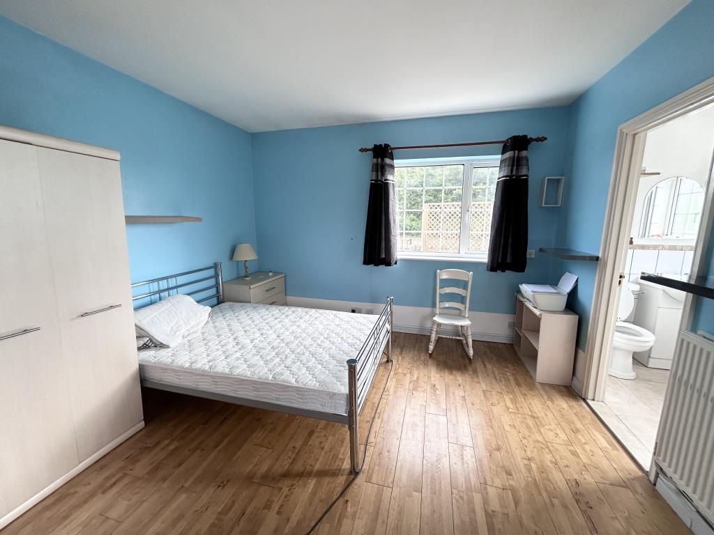 Property photo 3 of 6 Photo Description