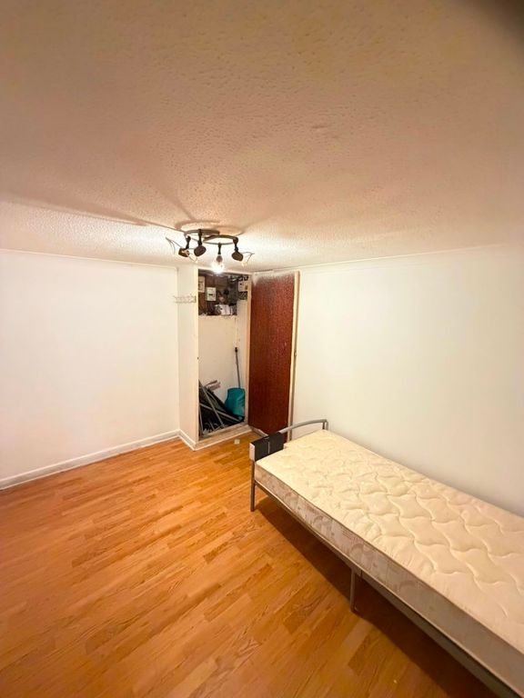 Additional image 12 of 1 bed property for saleNeath Road, Briton Ferry, Neath SA11
