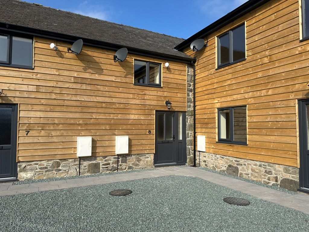 Property photo 2 of 12 Picture No. 37