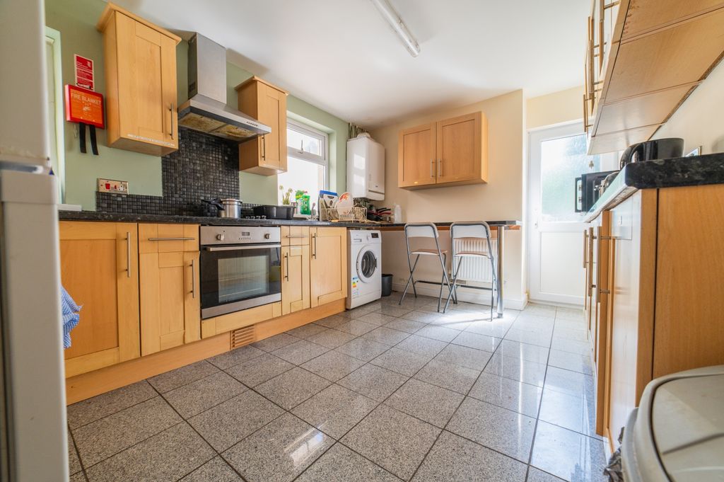 Property photo 2 of 13 Call 02920 454555 To Secure Your Viewing_1