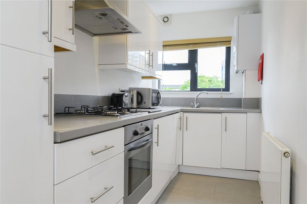 Property photo 2 of 12 Kitchen