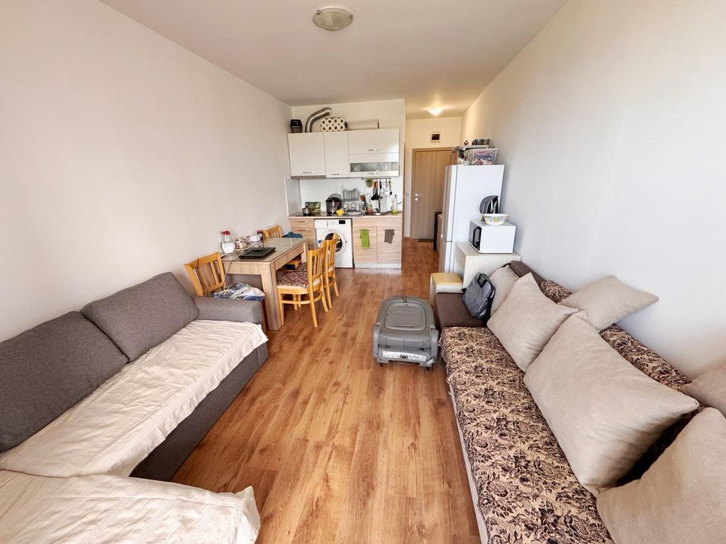 Property photo 2 of 14