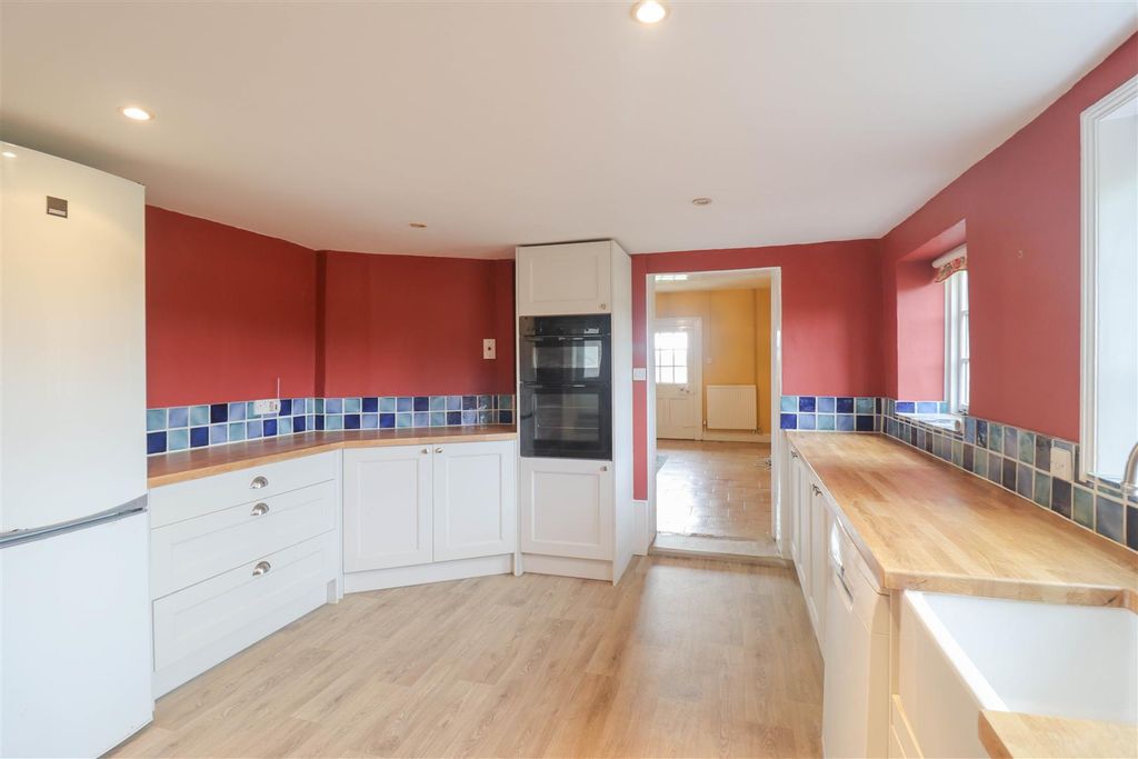 Additional image 4 of 6 bed property to rentBarnham, Thetford IP24