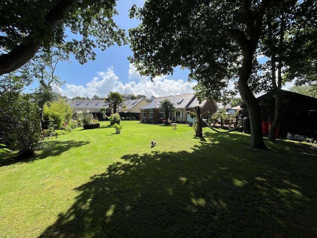 Property photo 1 of 49