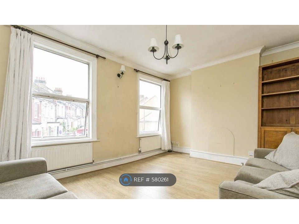 Property photo 2 of 7