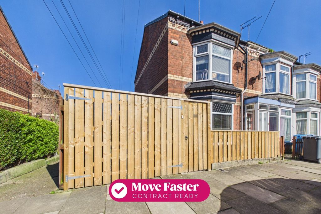 Property photo 1 of 8 4879322