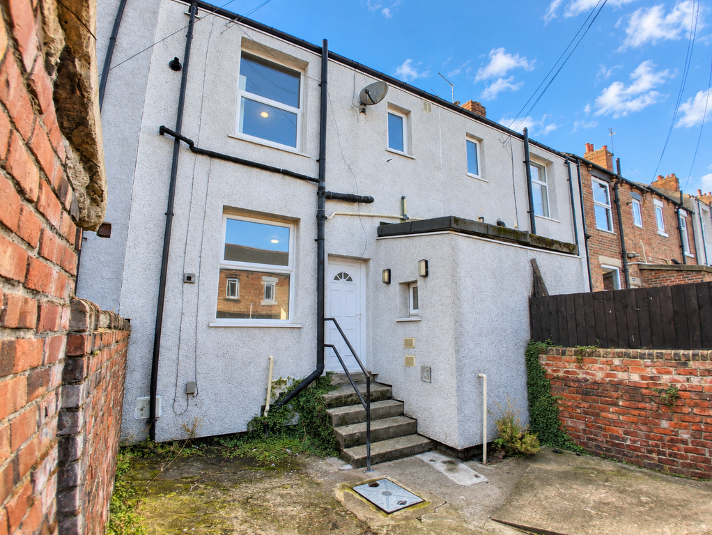 Property photo 2 of 9