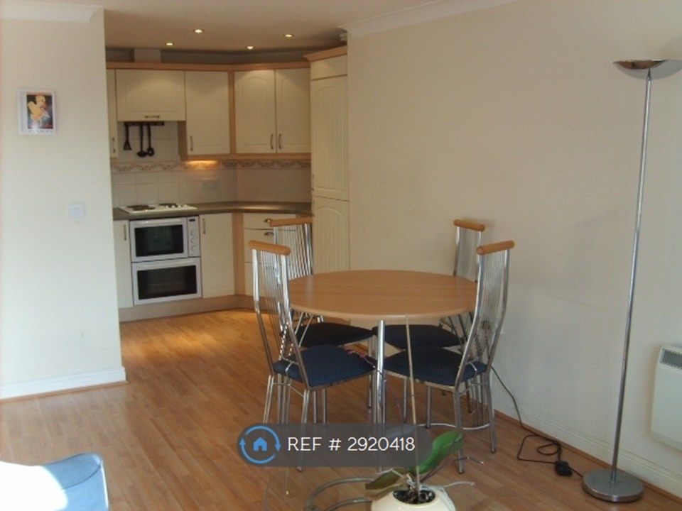 Property photo 3 of 7 Kitchen Diner