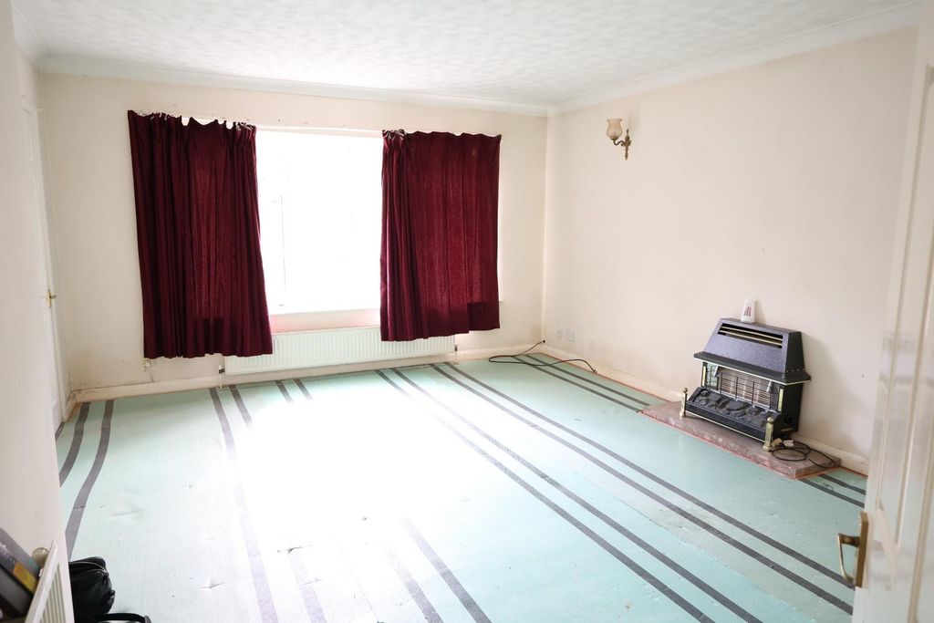 Property photo 2 of 13 Living Room.Jpg