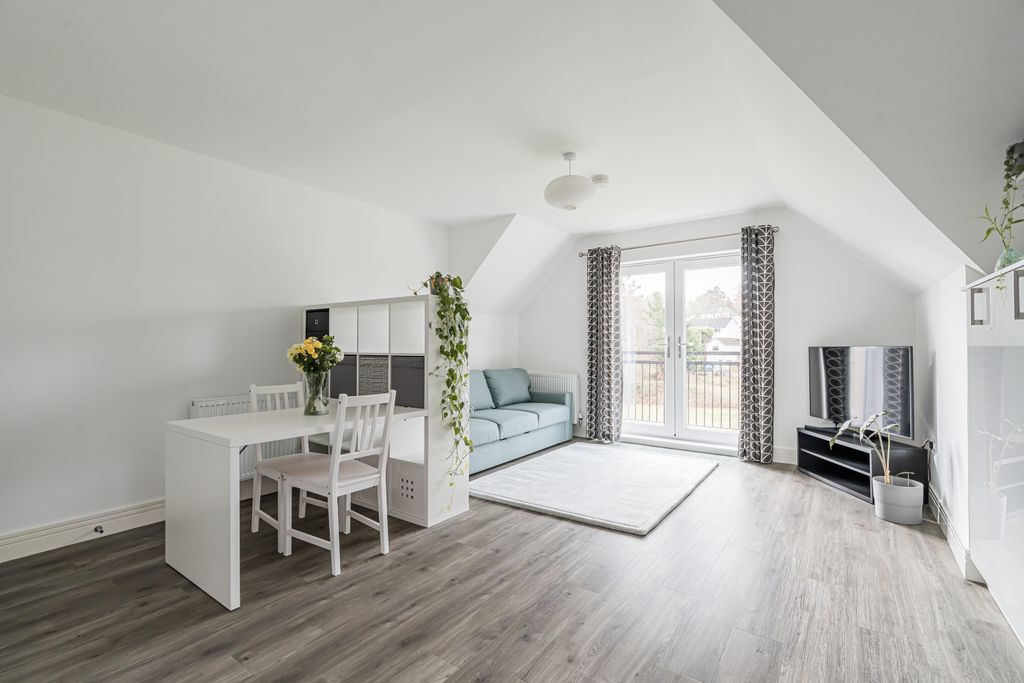 Property photo 1 of 16 Primary Property Image