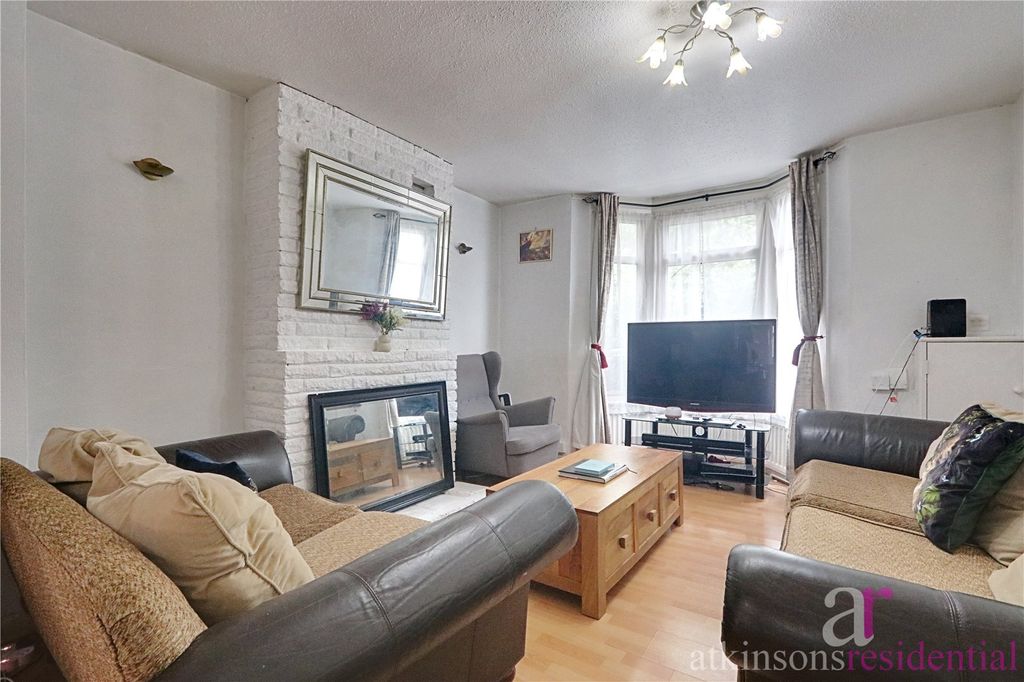Property photo 2 of 21 Picture No. 05