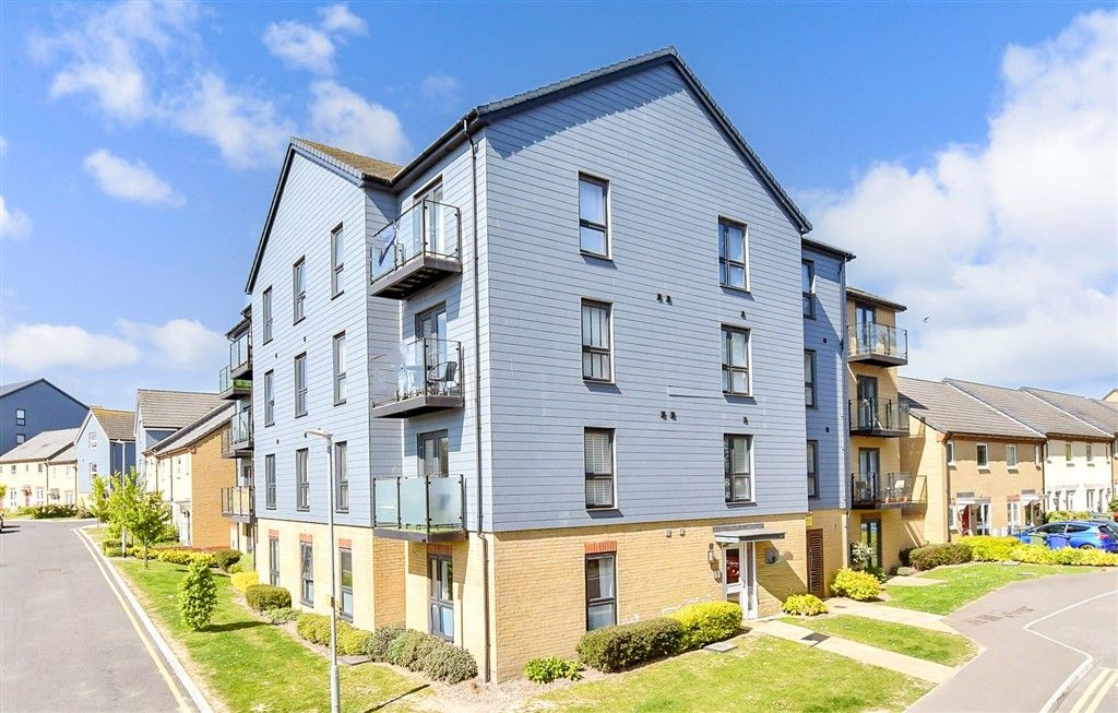 Property photo 1 of 8 Front