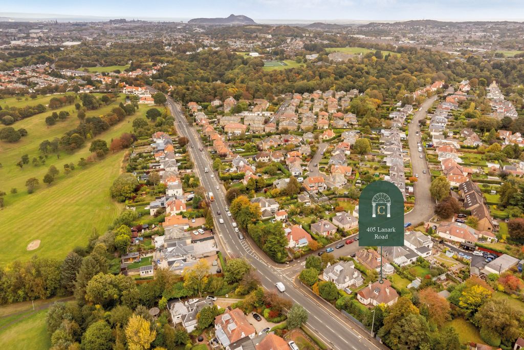 Property photo 2 of 25