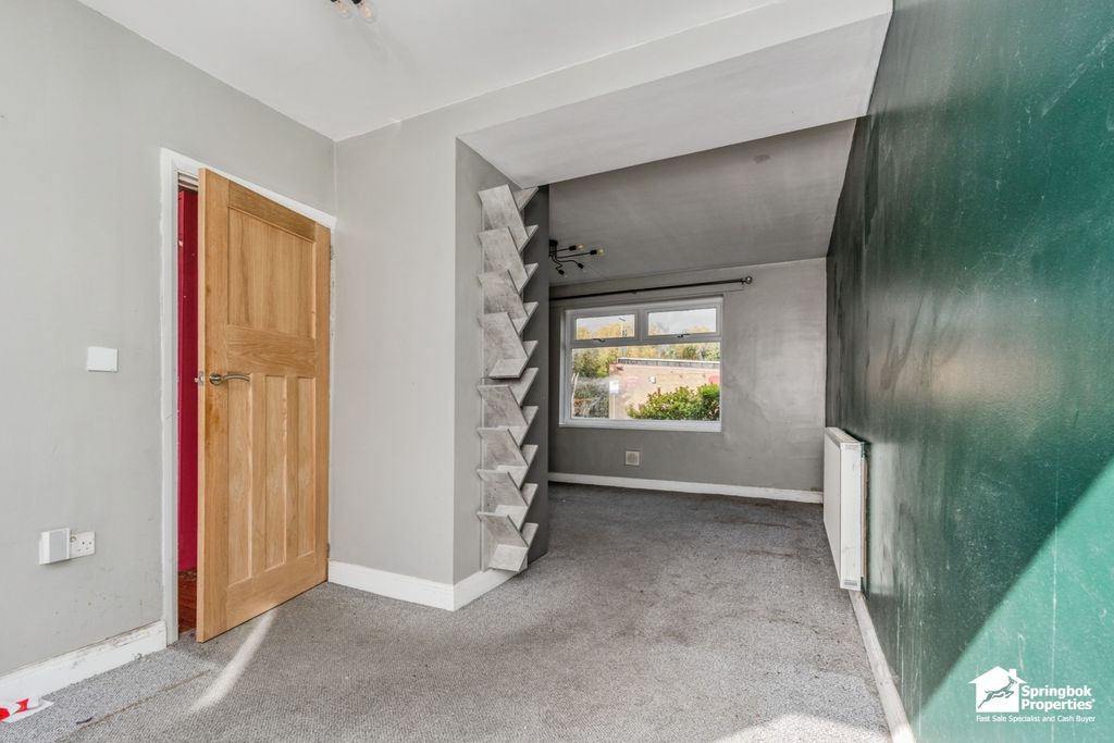 Property photo 3 of 14 Image 2