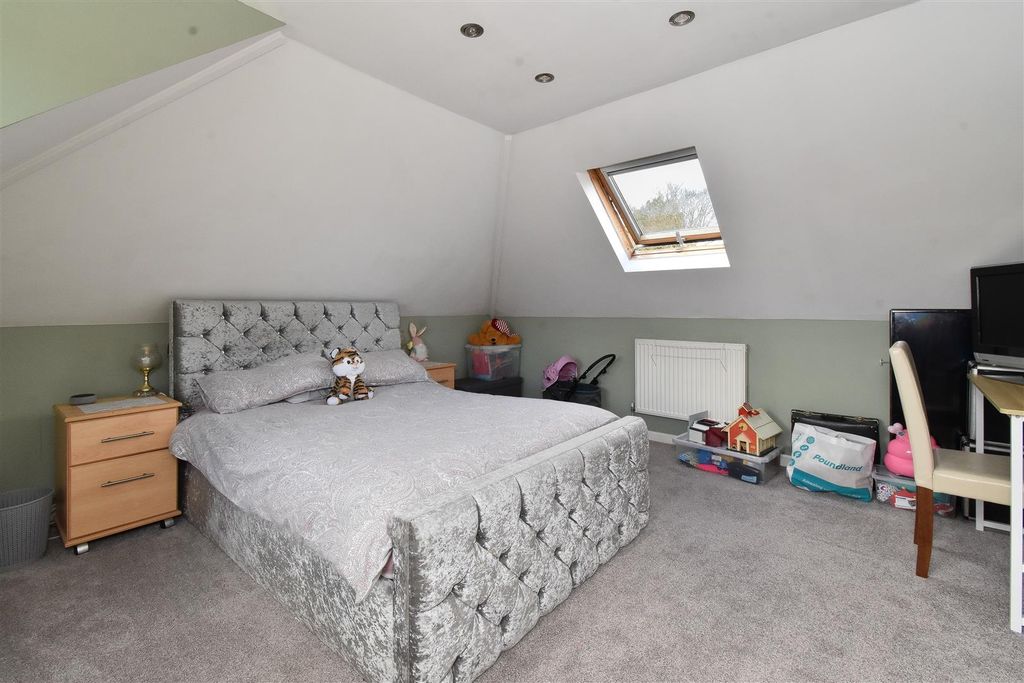 Additional image 16 of 4 bed detached bungalow for saleMoscow Road, Hastings TN35