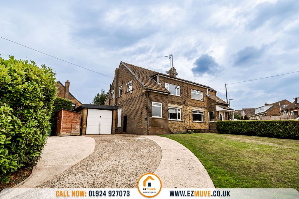 Property photo 2 of 41