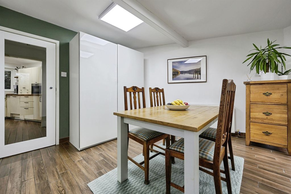 Property photo 3 of 20