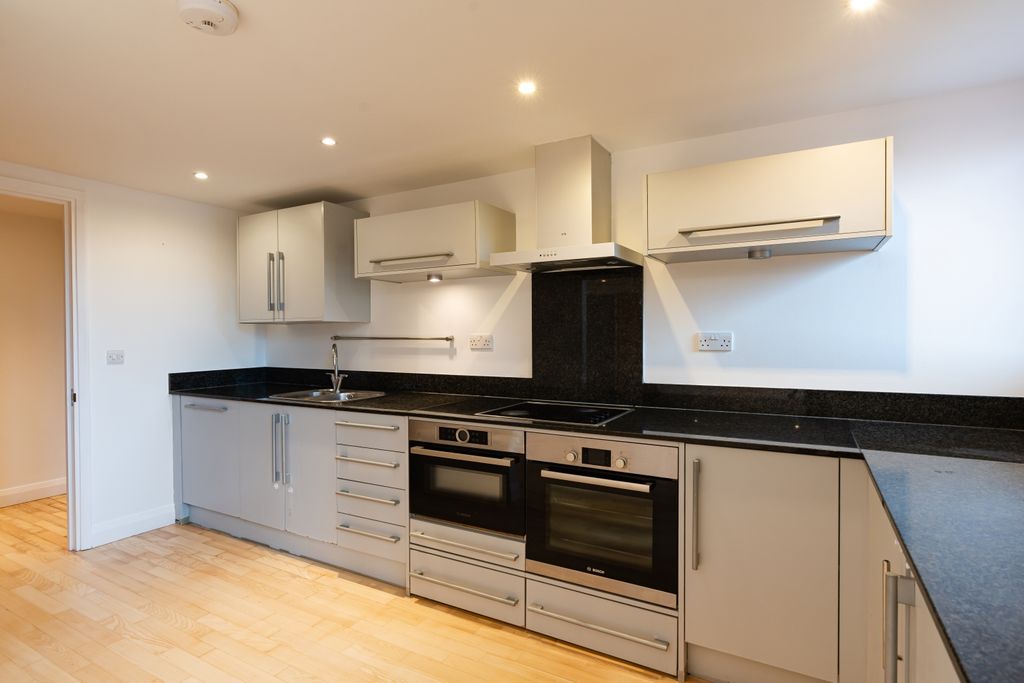 Property photo 2 of 16 Kitchen