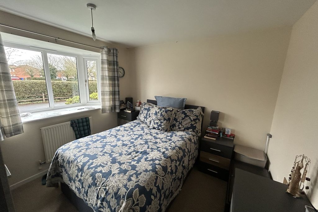 Property photo 3 of 8 Img_8003