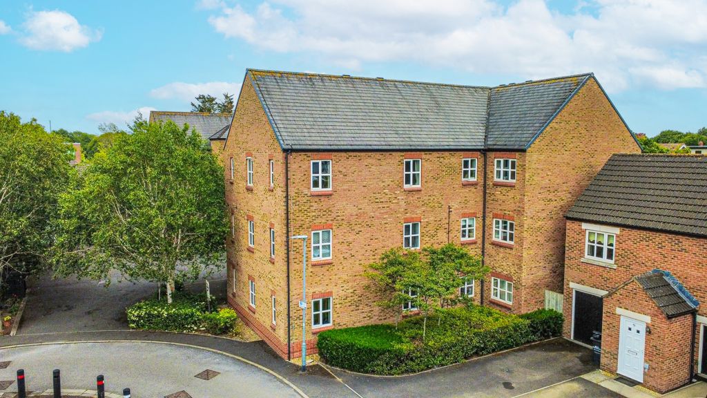 Property photo 1 of 10 5152543