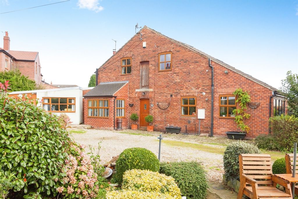 Property photo 1 of 18