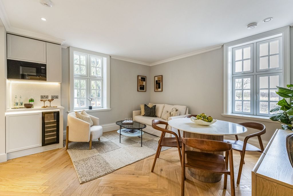 Property photo 1 of 14 Show Home Photo