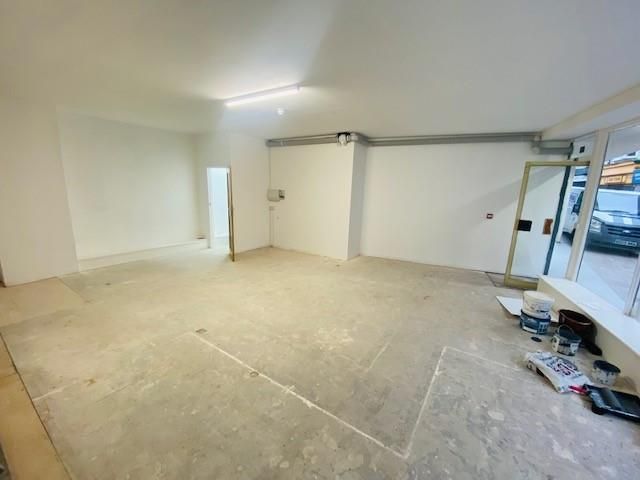 Property photo 3 of 5 Shop1 Inside.Jpg