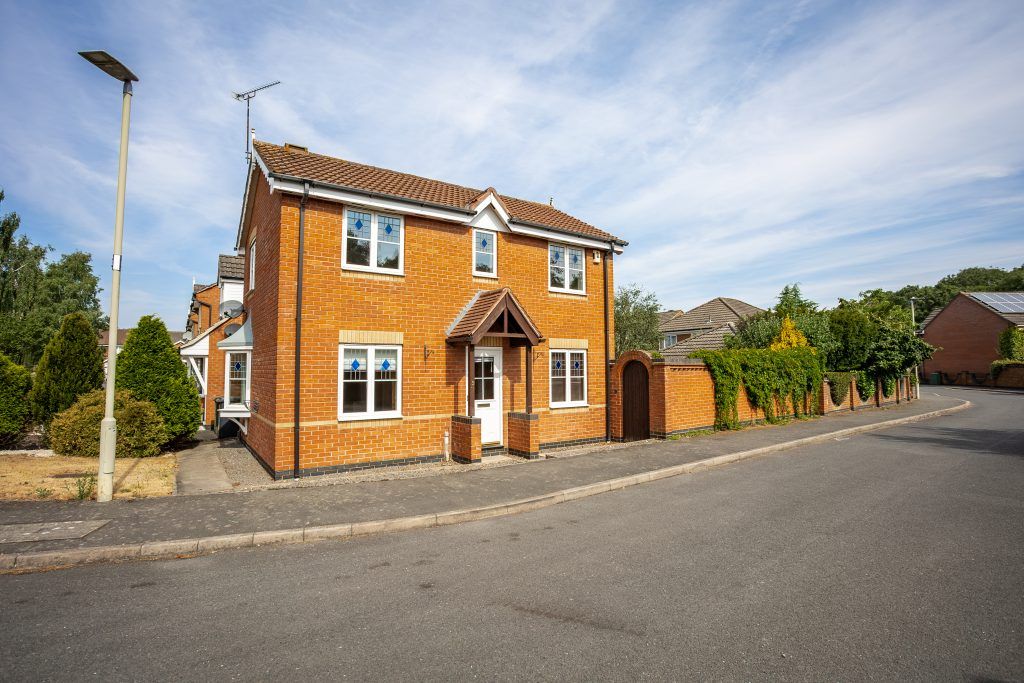 Property photo 1 of 30