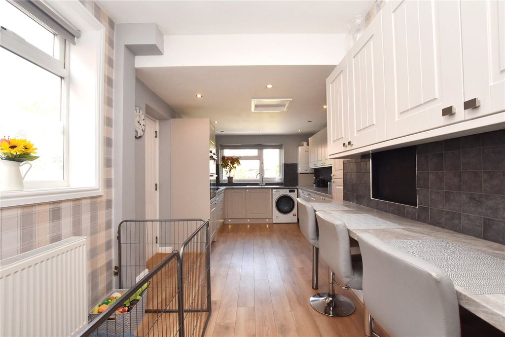 Property photo 3 of 32 Picture No. 71