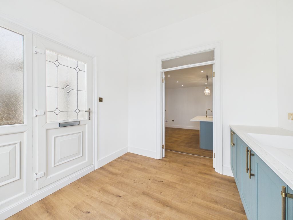 Property photo 1 of 13 Kitchen