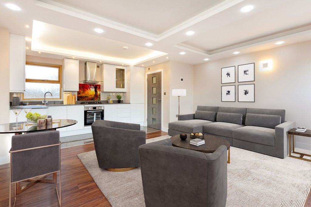 Property photo 1 of 8 Open-Plan Kitchen/Lounge