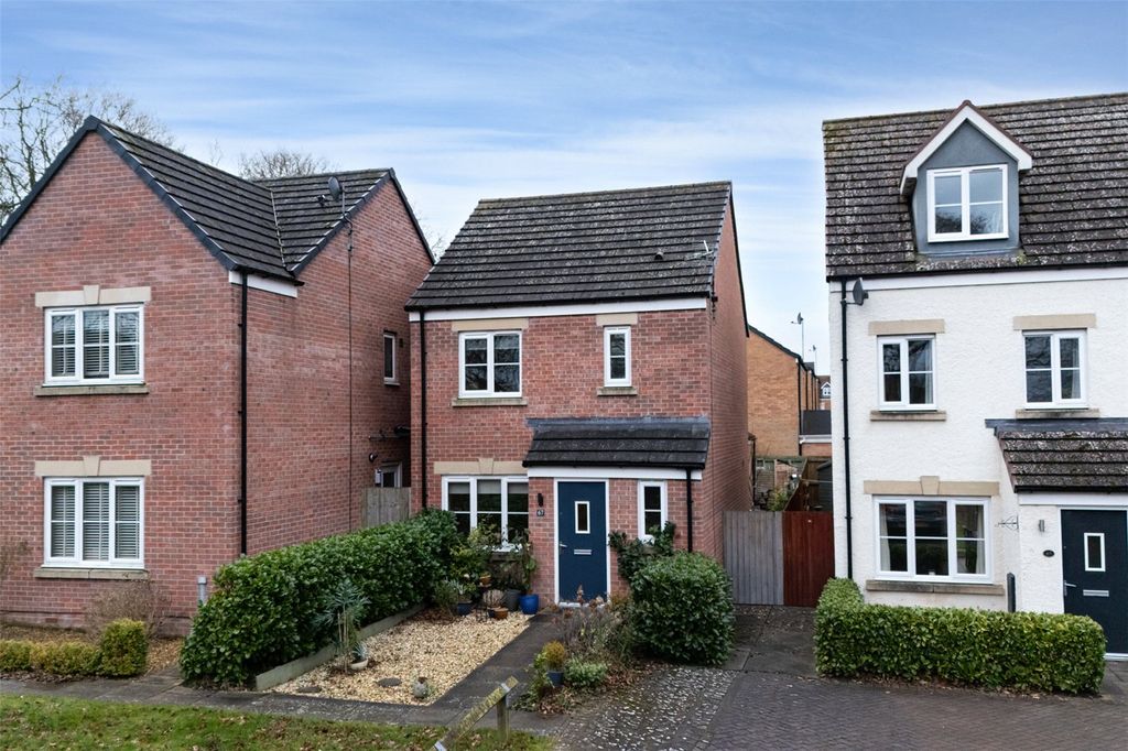 Property photo 1 of 14 External