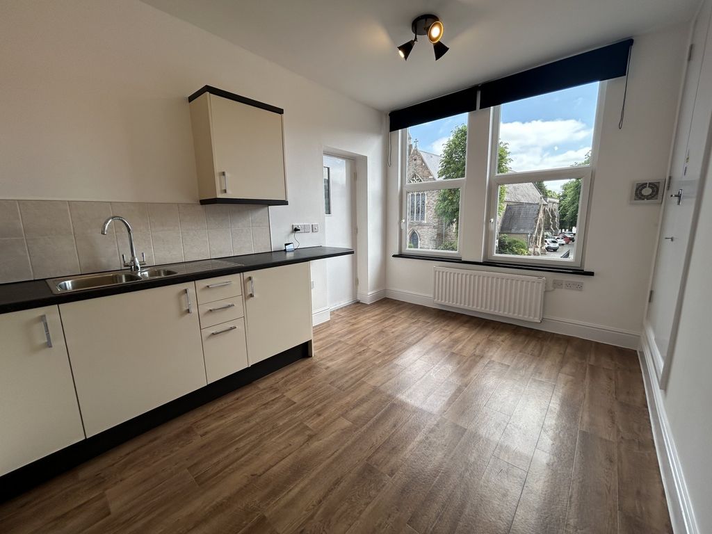 Property photo 2 of 10 Picture No. 06