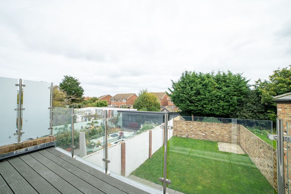 Property photo 3 of 27 Principle Bedroom Balcony 1