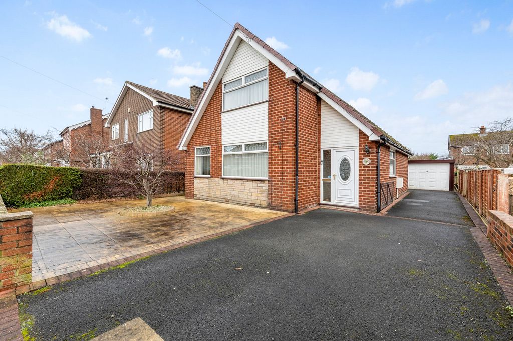 Property photo 1 of 21