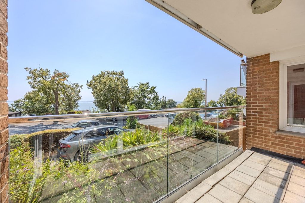 Property photo 2 of 27 Balcony