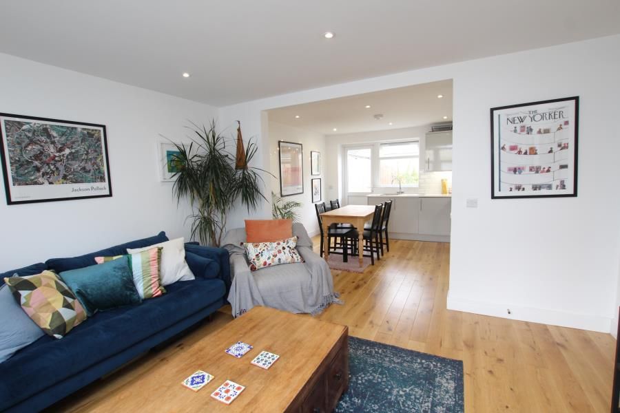 Property photo 3 of 7