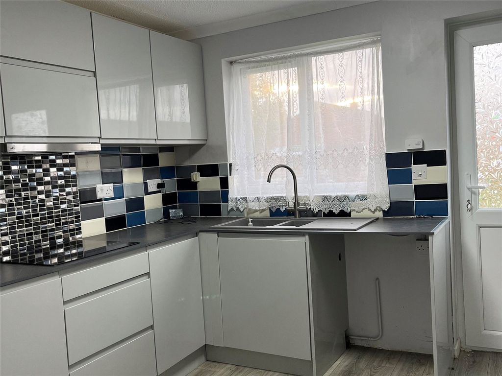 Property photo 3 of 15 Picture No. 36