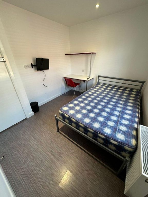 Property photo 2 of 6 Photo-2025-01-04-23-26-14 (4).Jpg