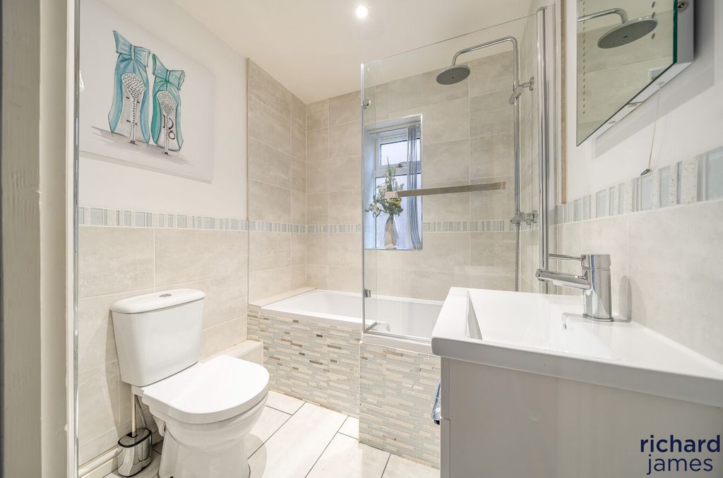 Additional image 15 of 4 bed detached house for salePeartree Close, Purton, Swindon, Purton SN5