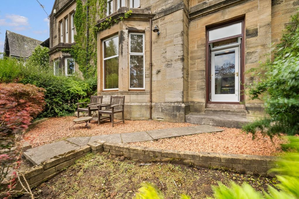 Property photo 3 of 53