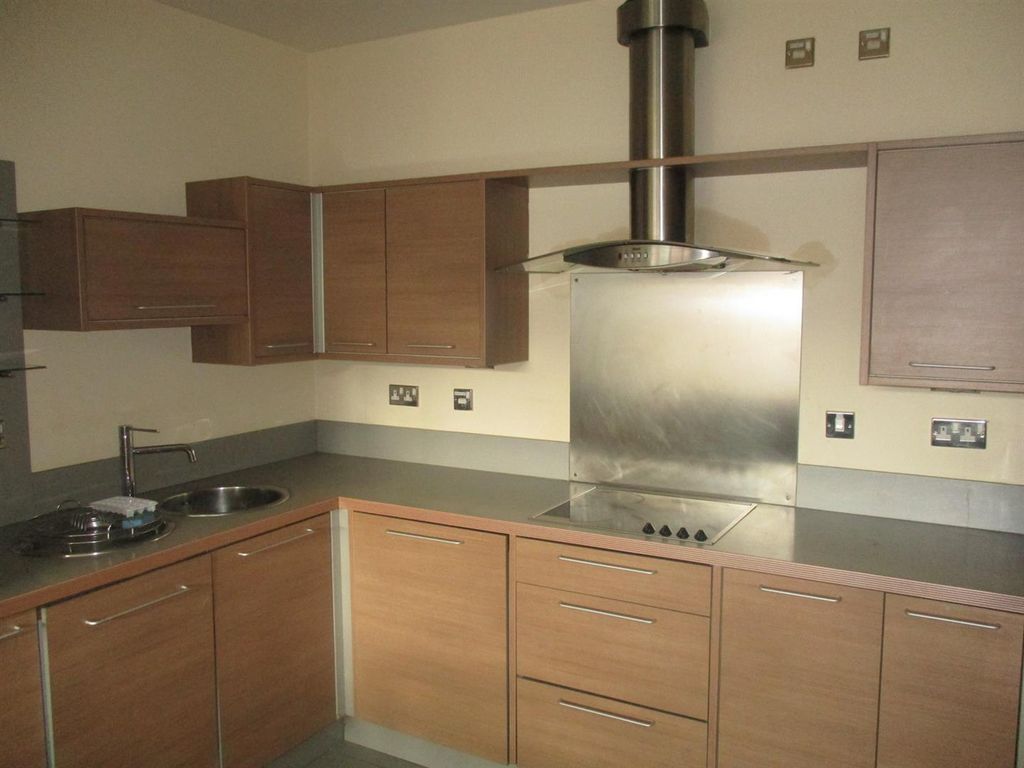 Property photo 2 of 6