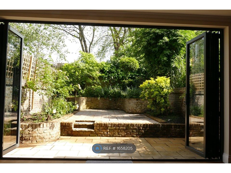 Property photo 2 of 30 Garden