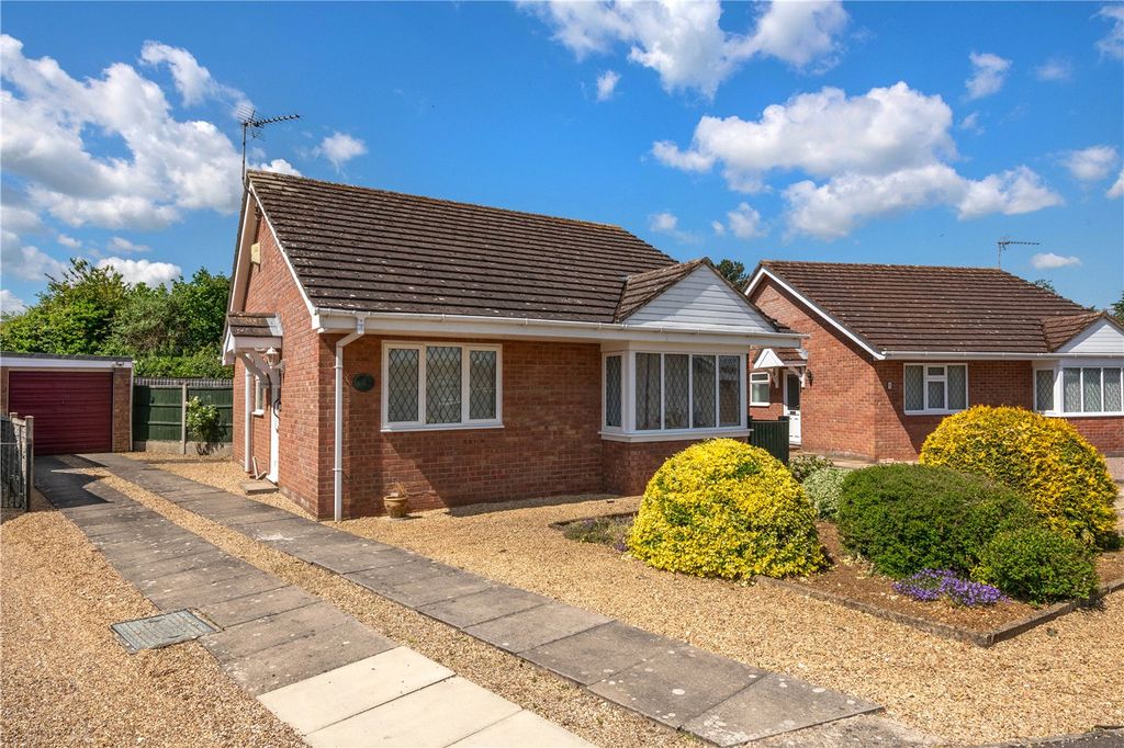 Property photo 1 of 10 Picture No. 02
